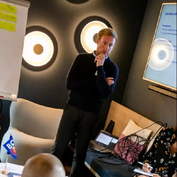 Who we are 13 1657111194440 600x0 c default