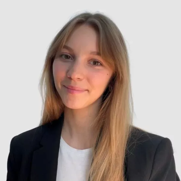 Who we are 31 Design sans titre 1 600x0 c default